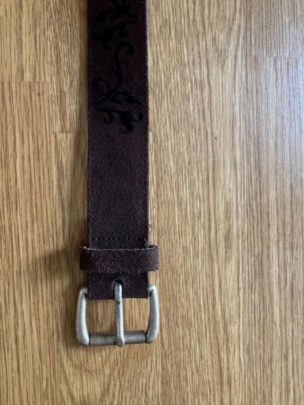 Gap brown suede genuine leather belt with brown floral embroidery size 30